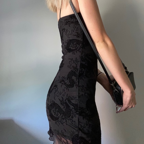 Dress - Picture 3 of 5